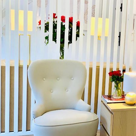 Apartament W Centrum Miasta Z Darmowym Parkingiem Dla Dwojga -Apartamenty Pod Zlotym Lwem Kłodzko Dış mekan fotoğraf