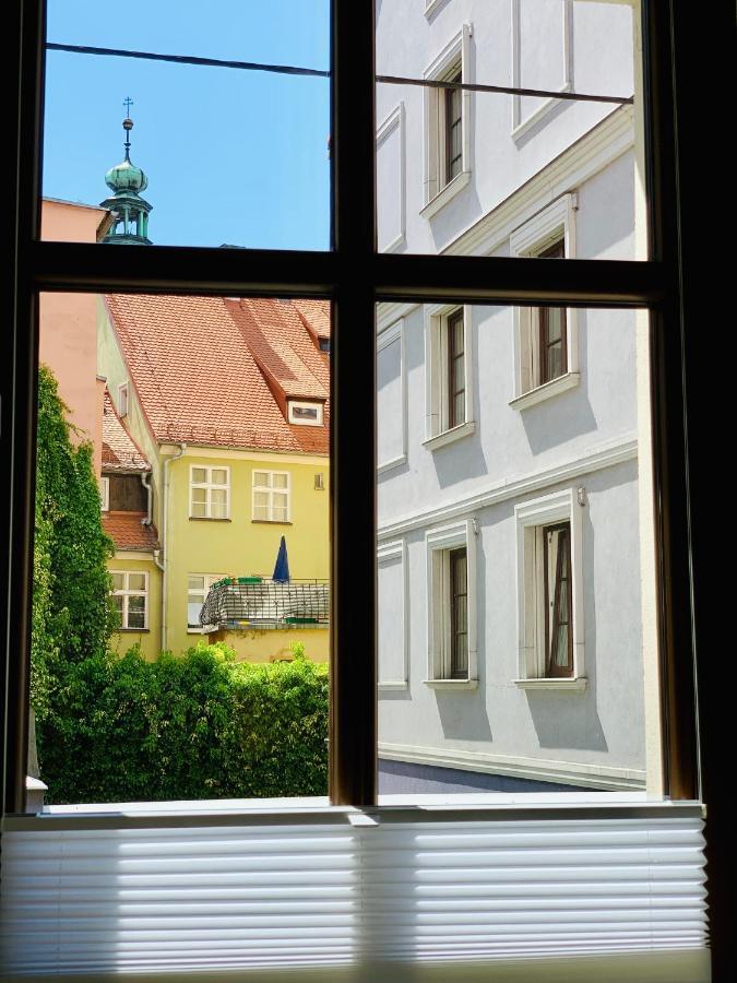 Apartament W Centrum Miasta Z Darmowym Parkingiem Dla Dwojga -Apartamenty Pod Zlotym Lwem Kłodzko Dış mekan fotoğraf